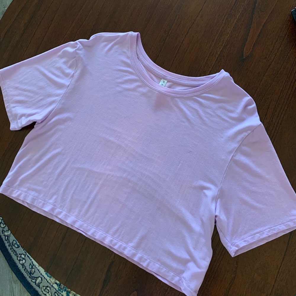 NWOT - FABLETICS CROP TOP
